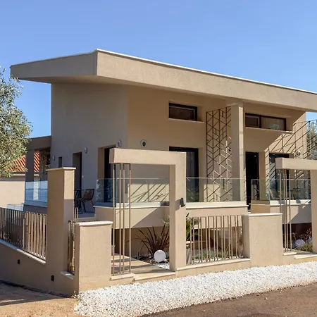 Contessina Luxury Ξενοδοχείο με διαμερίσματα *
