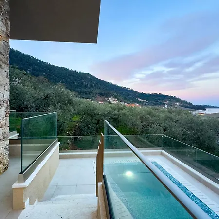 Quintessina Luxury 3* Chrysi Ammoudia